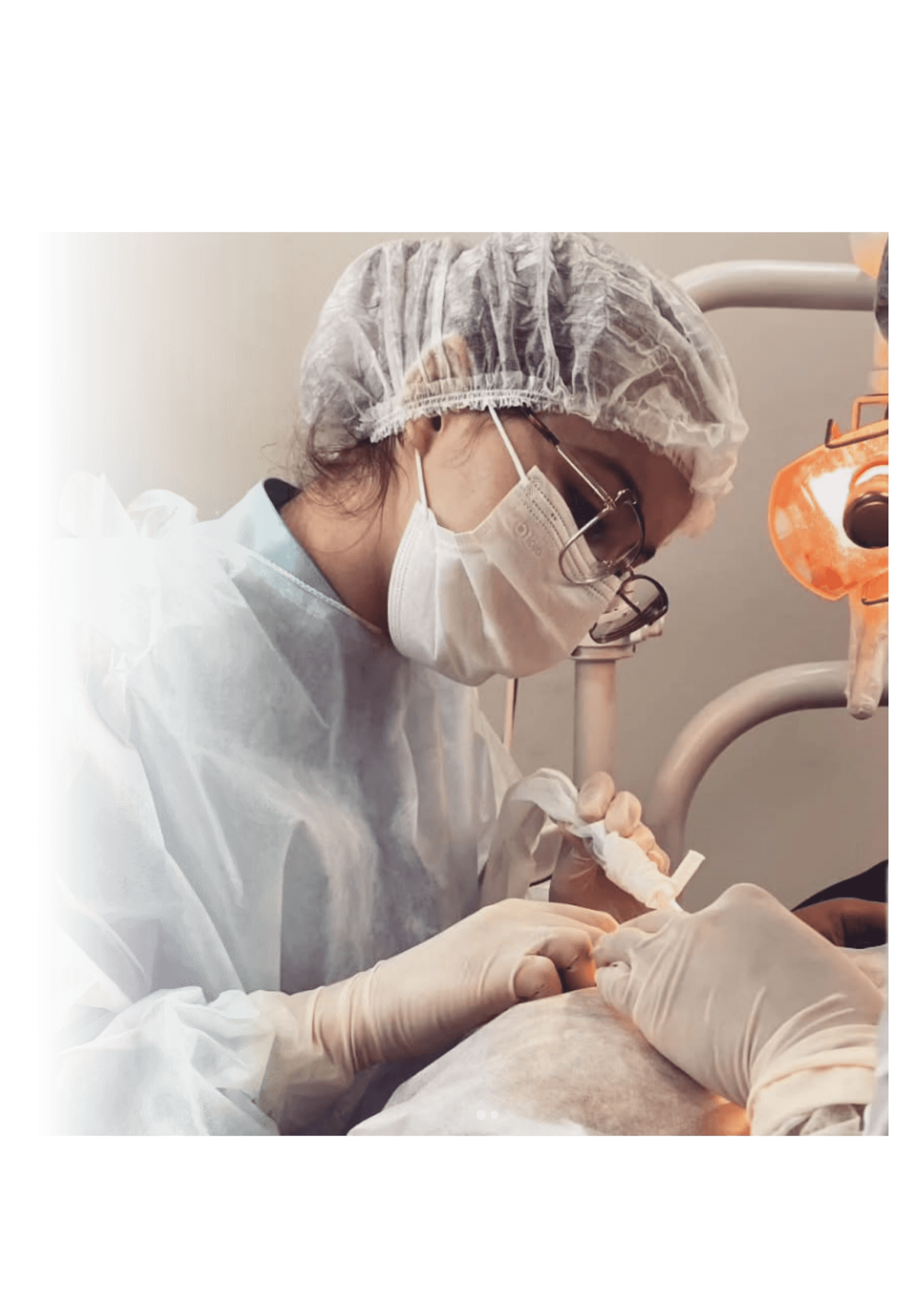 Dra Natalia atendendo